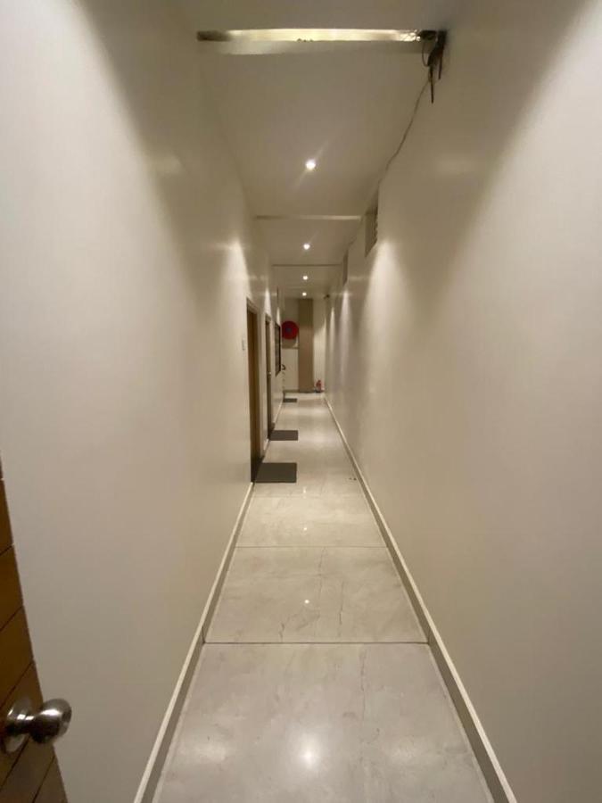 Hotel Raghupati Ayodhya Екстер'єр фото