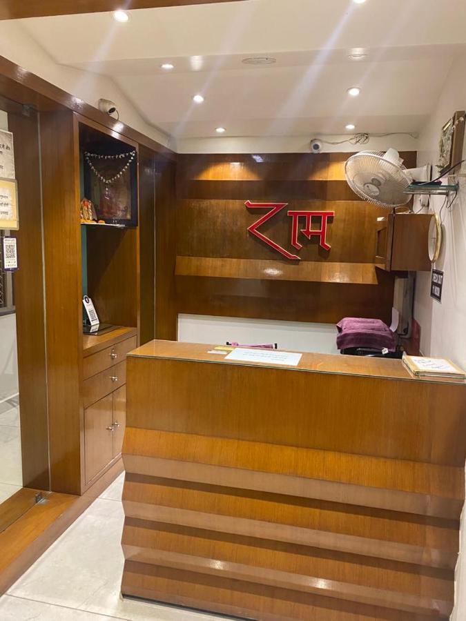 Hotel Raghupati Ayodhya Екстер'єр фото